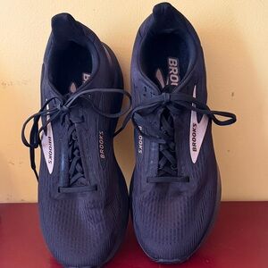 Brooks Black Athletic Sneakers